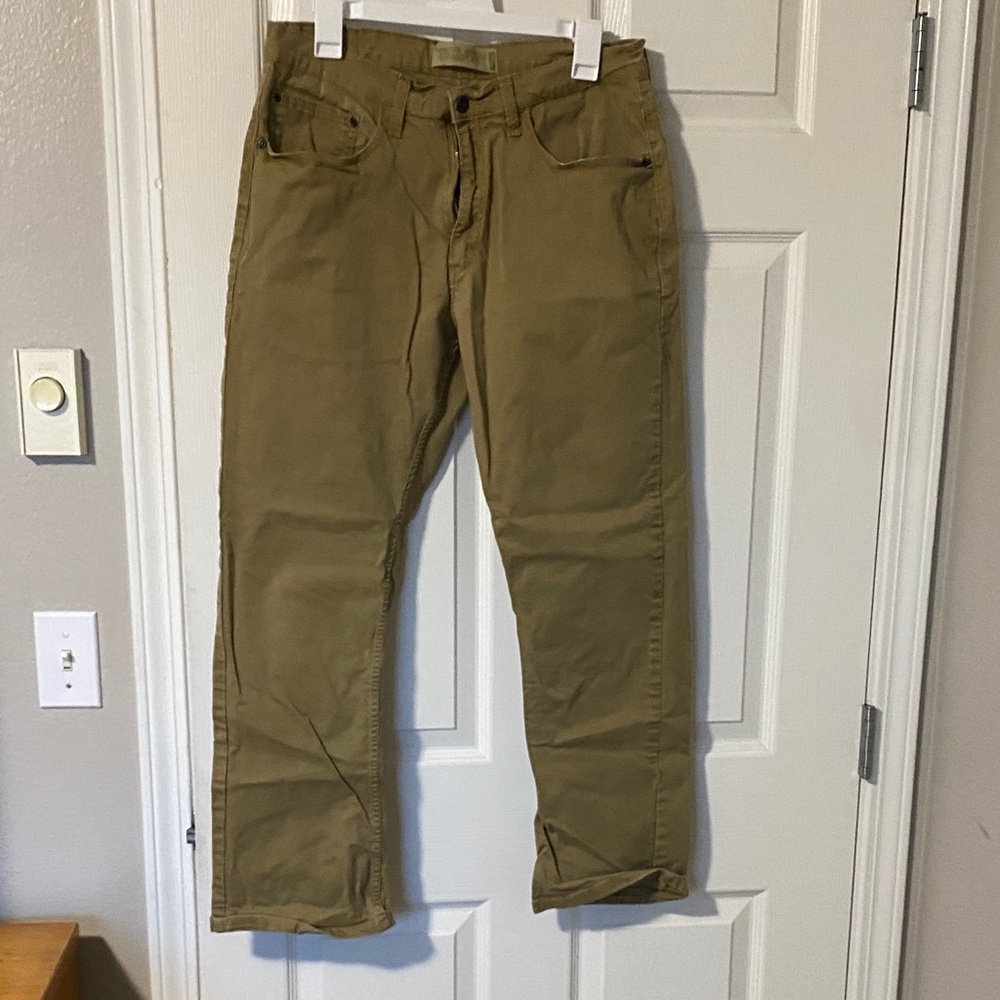 Wrangler Men's Straight Jeans in Tan